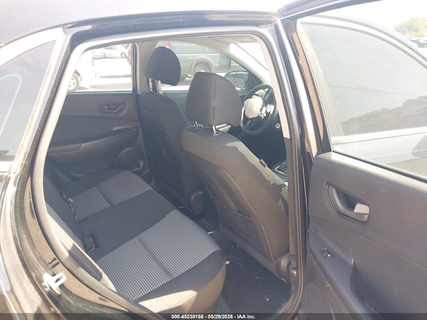 2018 Hyundai Kona Se VIN: KM8K12AA8JU100927 Lot: 45238156