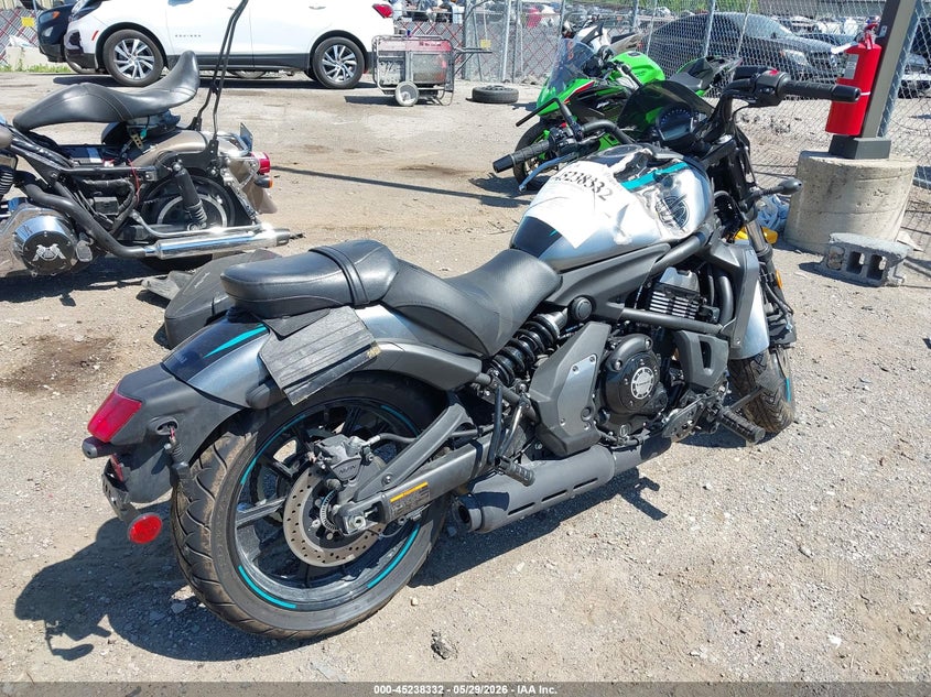 2025 KAWASAKI EN MOTO 2