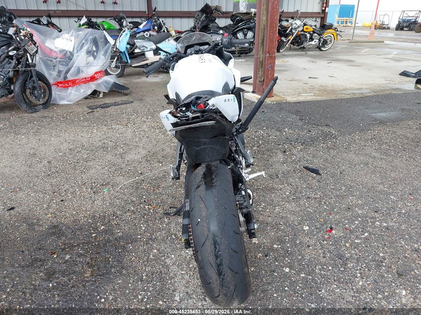 2026 SUZUKI GSX800 auction photo 6