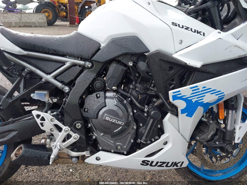 2026 SUZUKI GSX800 auction photo 8
