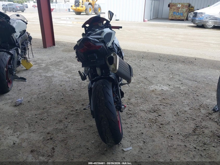 2025 Kawasaki Zx636 K VIN: JKBZXJK13SA010796 Lot: 45238461