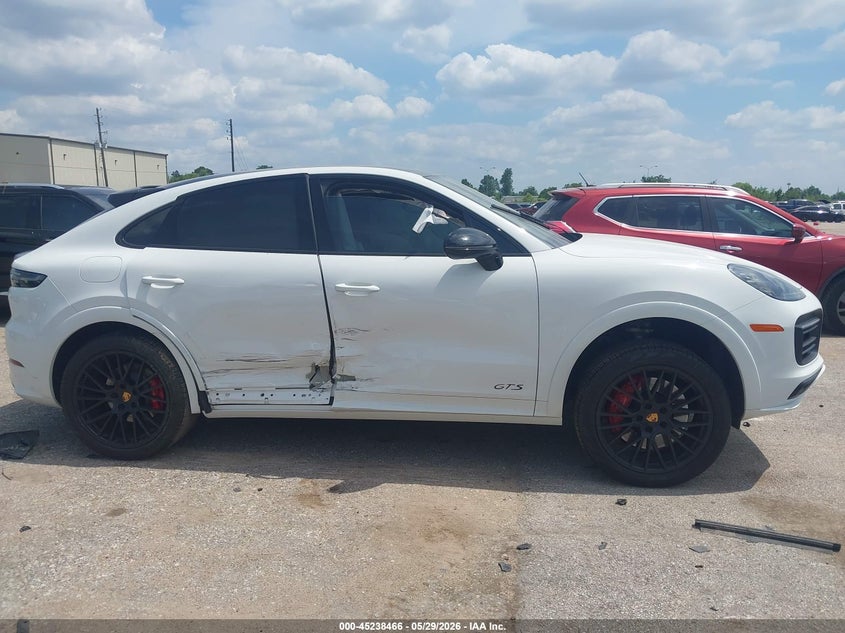 PORSCHE CAYENNE COUPE - zdjęcie 13