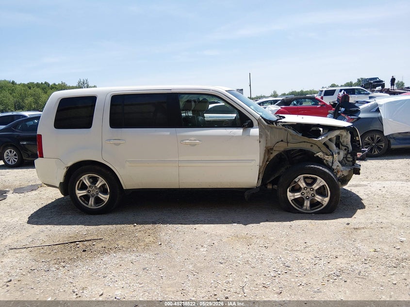 5FNYF4H50CB057247 2012 Honda Pilot 3.5 Ex-L white