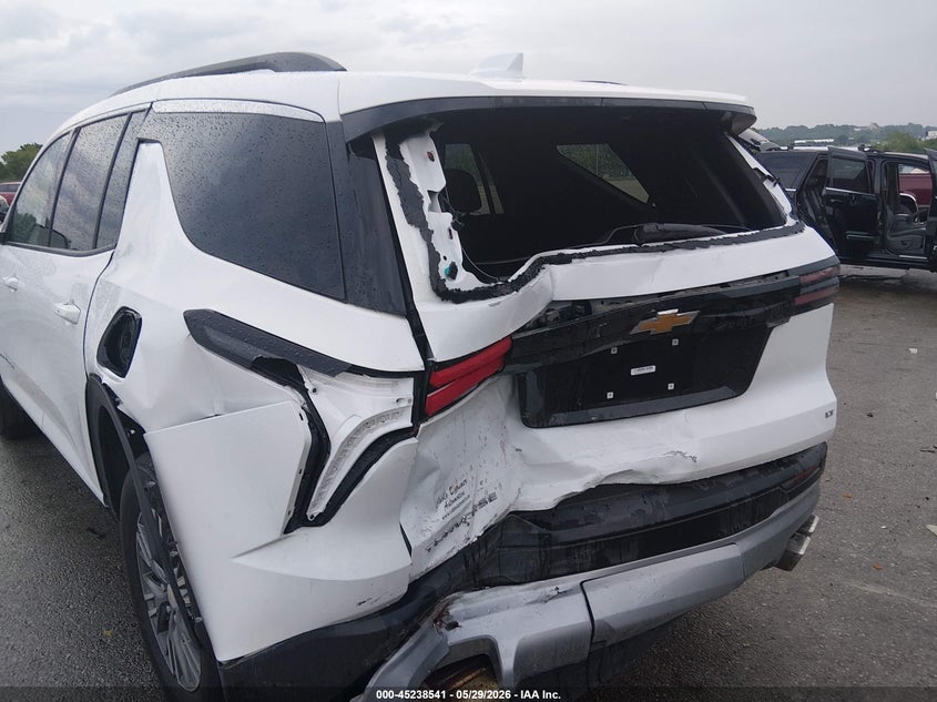 2024 CHEVROLET TRAVERSE auction photo 6