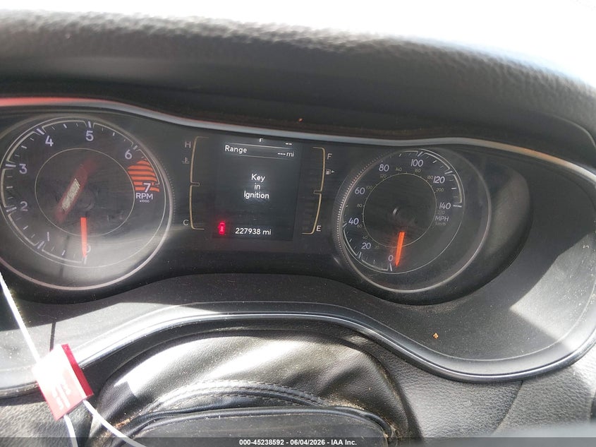 2019 JEEP CHEROKEE auction photo 7