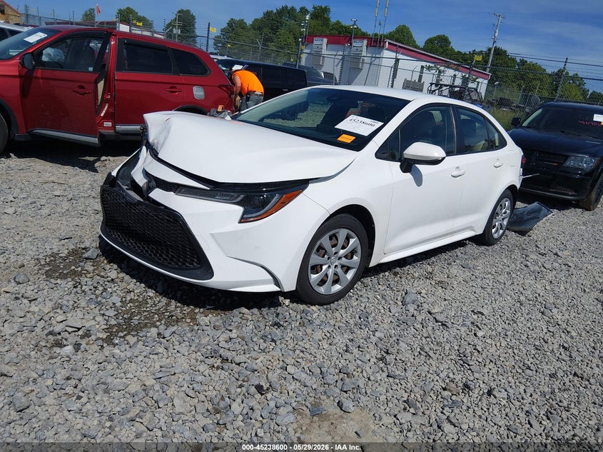 2021 TOYOTA COROLLA auction photo 2