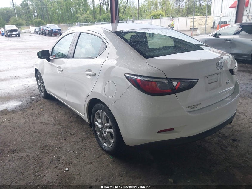 Vin: 3mydlbzv1gy113508, lot: 45736398, scion ia 20163