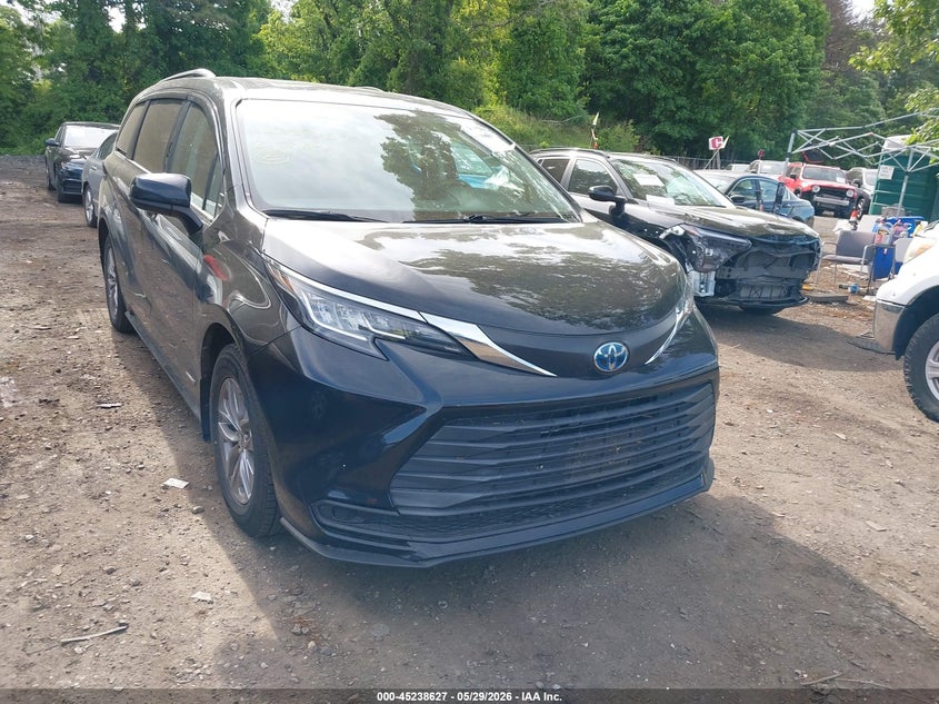 2021 TOYOTA SIENNA auction photo 6