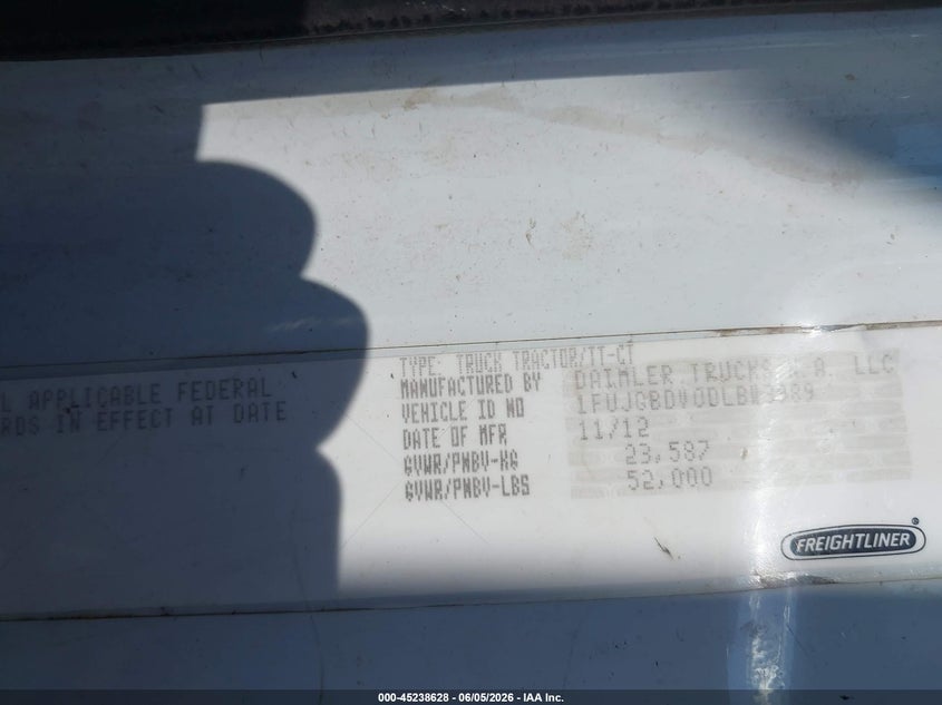 2013 FREIGHTLINER CASCADIA 113 auction photo 8