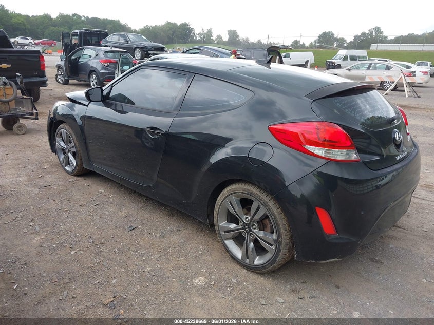Vin: kmhtc6ad2fu230399, lot: 45736460, hyundai veloster 20153