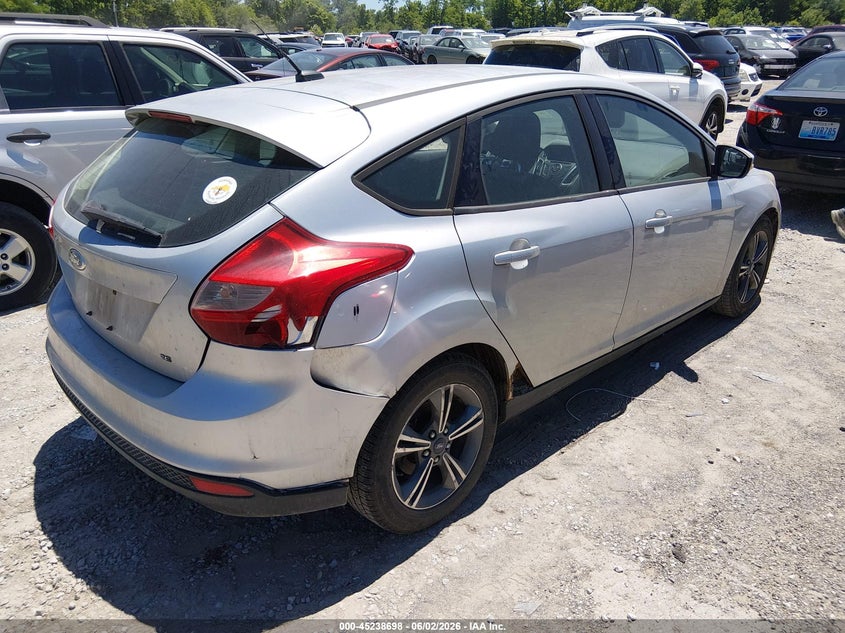 2012 Ford Focus 2.0 Se silver Lot 111045238698 Vin 1FAHP3K2XCL361355