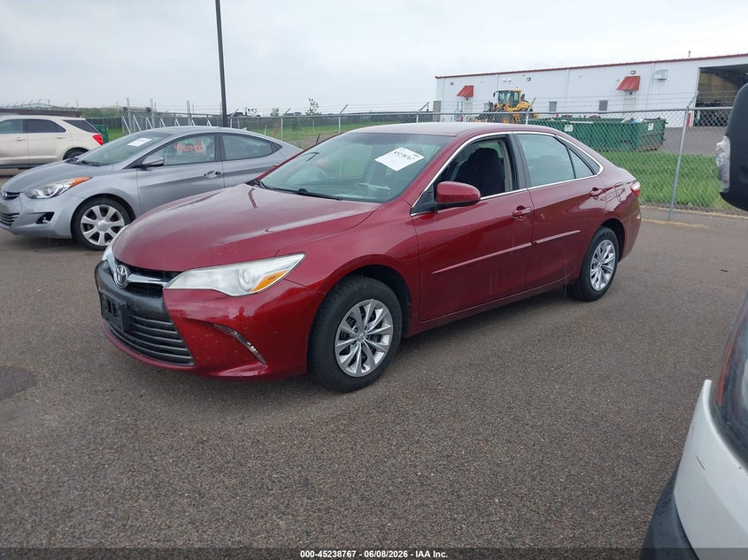 2017 TOYOTA CAMRY auction photo 2