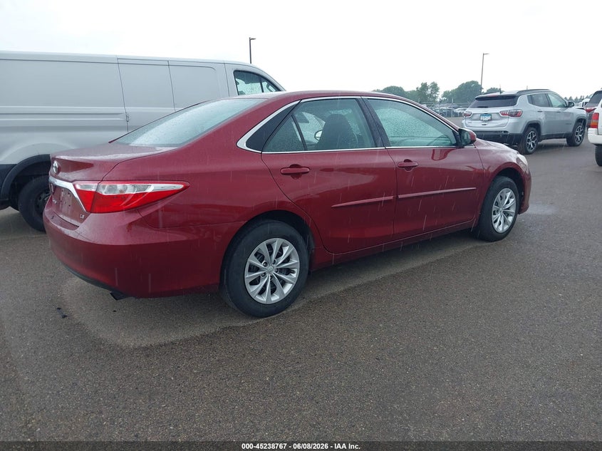 2017 TOYOTA CAMRY auction photo 4