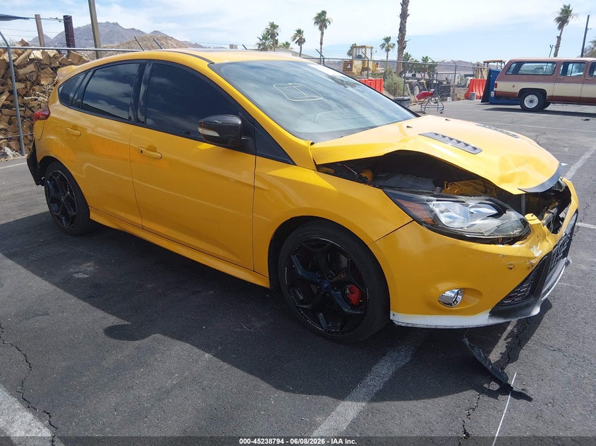 Vin: 1fadp3l94dl252126, lot: 45736585, ford focus st 2013 img_1