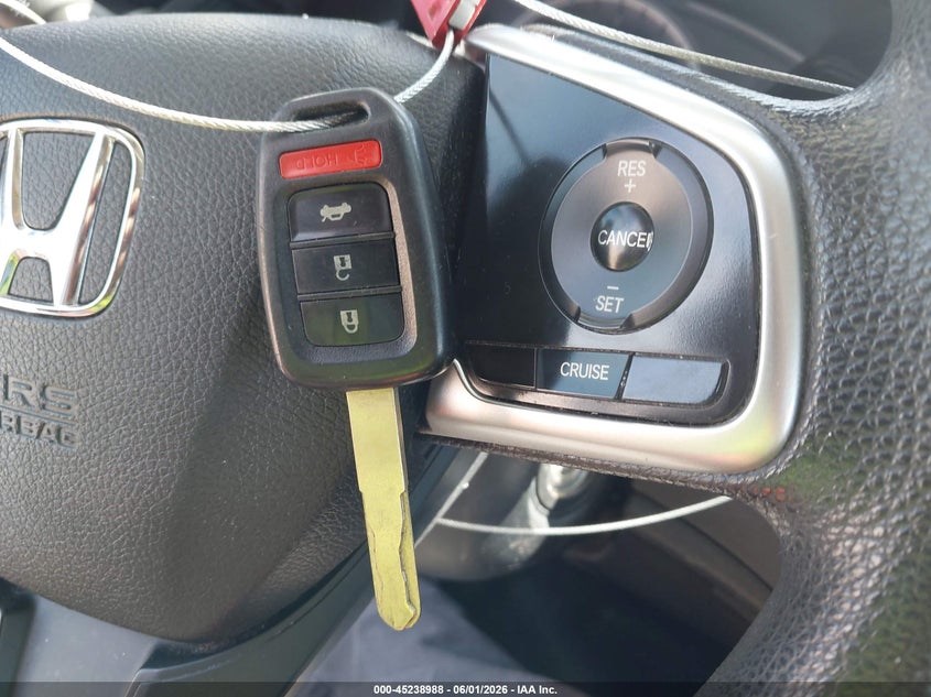 2018 HONDA CIVIC LX — Фото 11