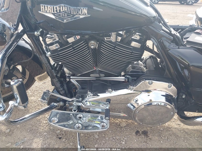 2017 Harley-Davidson Flhr Road King VIN: 1HD1FBC11HB626254 Lot: 45239008
