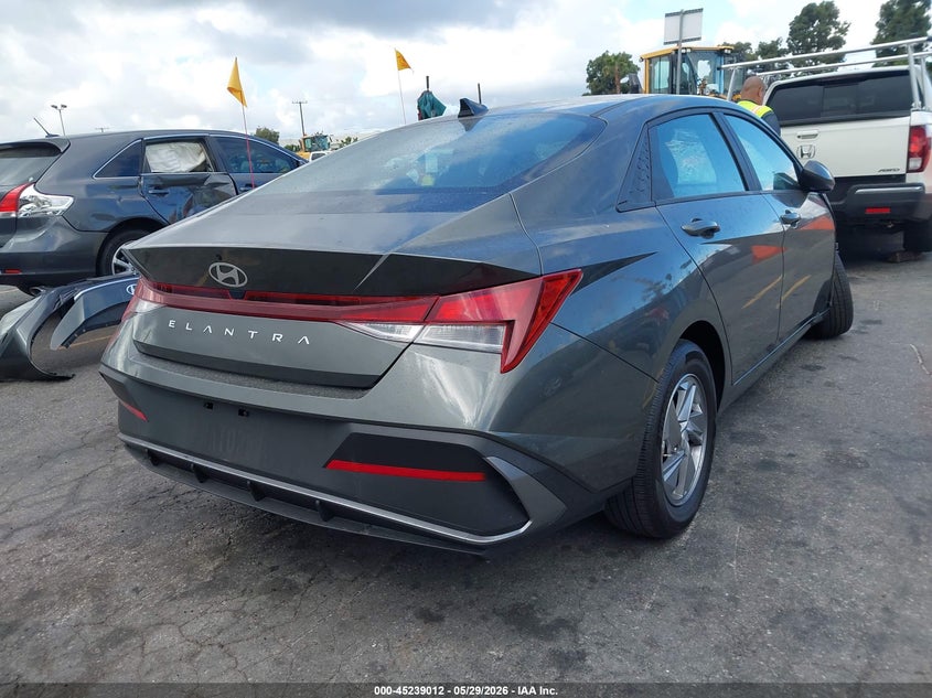VIN KMHLL4DG4RU795557 2024 HYUNDAI ELANTRA SE
