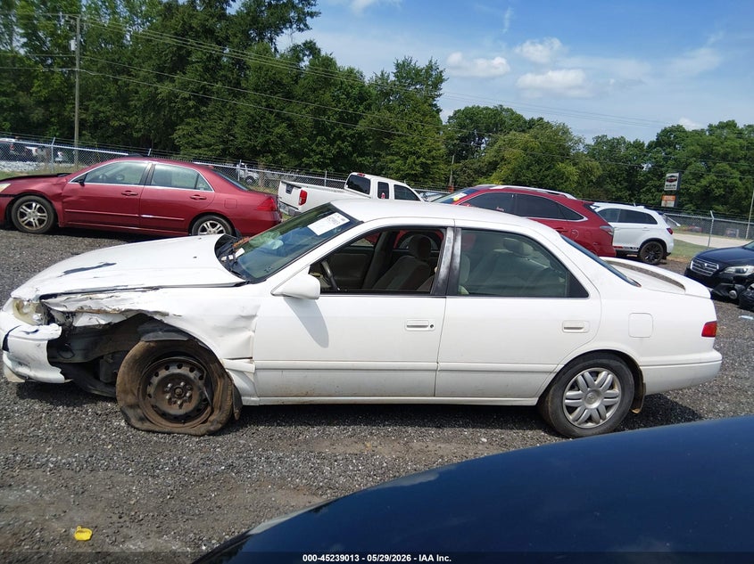 2000 Toyota Camry Le V6 VIN: 4T1BF22K4YU944921 Lot: 45239013