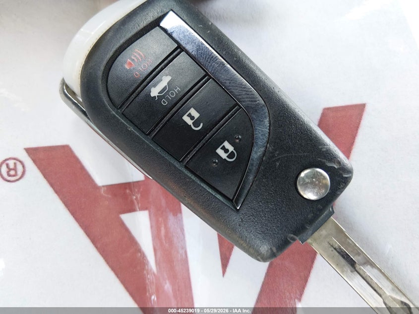 VIN 5YFEPMAE4MP190464 2021 TOYOTA COROLLA LE