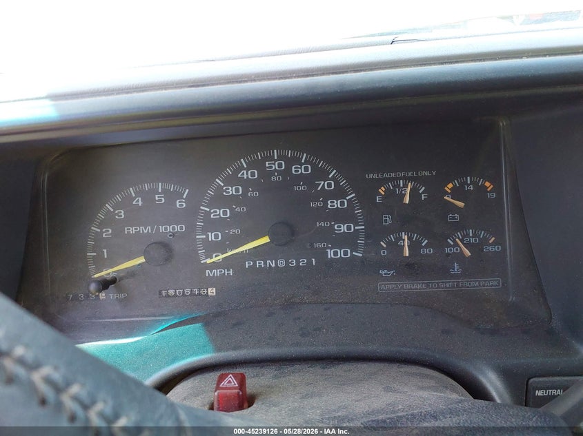 2000 Chevrolet Tahoe Z71 VIN: 1GNEK13R2YR157785 Lot: 45239126