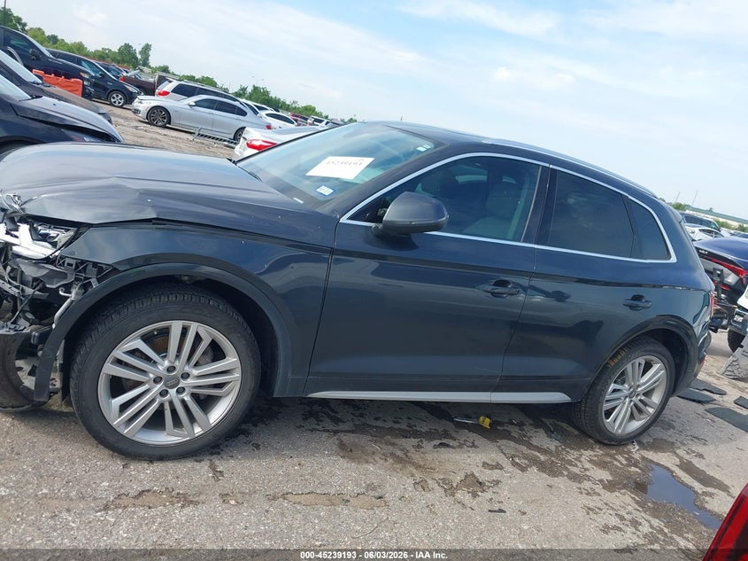 2018 Audi Q5 2.0T Premium VIN: WA1BNAFY9J2239365 Lot: 45239193