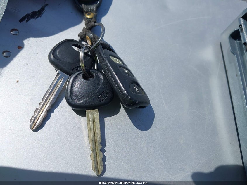 2010 Kia Forte Ex VIN: KNAFU4A28A5851471 Lot: 45239211