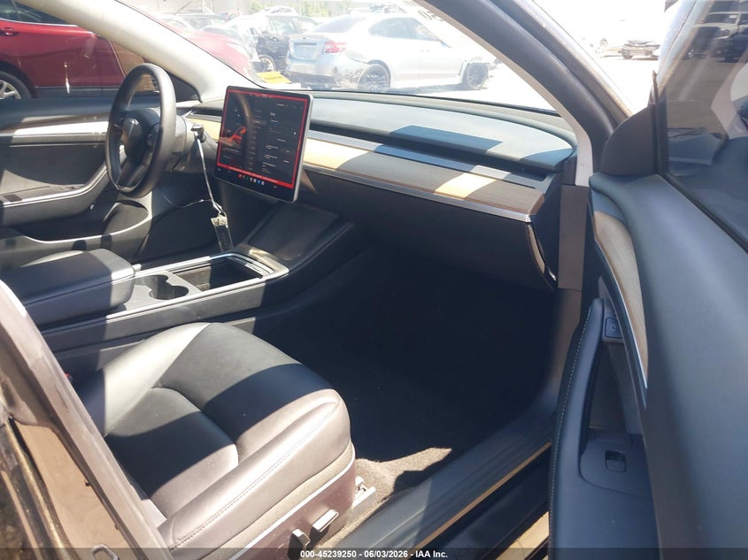 2021 TESLA MODEL 3 auction photo 5
