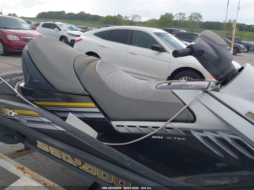 2008 SEADOO RXT auction photo 5