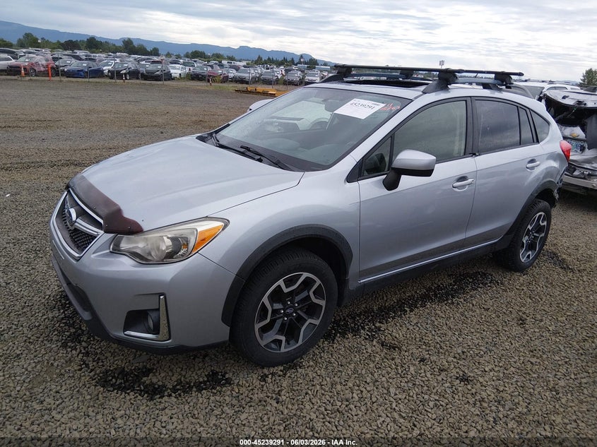 2016 SUBARU CROSSTREK auction photo 2