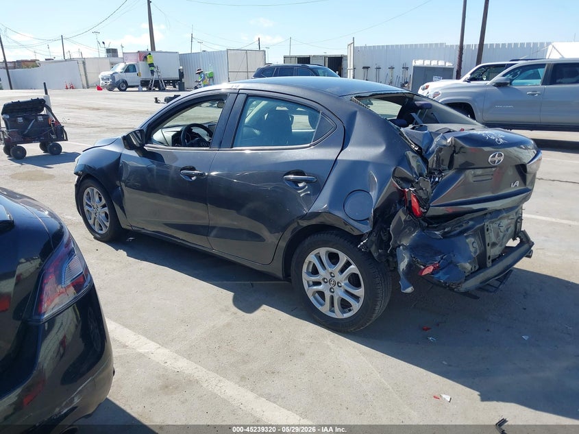 2016 SCION IA auction photo 3