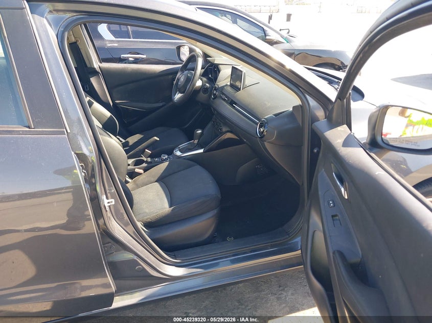 2016 SCION IA auction photo 5