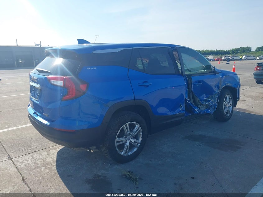 2024 GMC TERRAIN auction photo 4