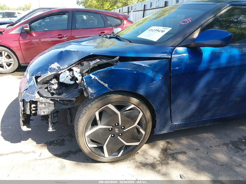 2016 Hyundai Veloster VIN: KMHTC6AD7GU290289 Lot: 45239430
