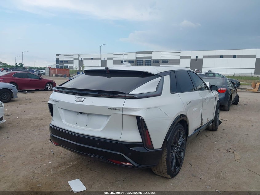 2024 CADILLAC LYRIQ auction photo 4