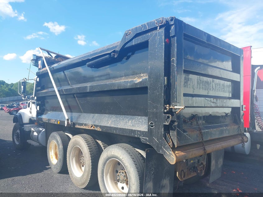 2006 OTHER MACK 700 CV700 TRUCK N/A