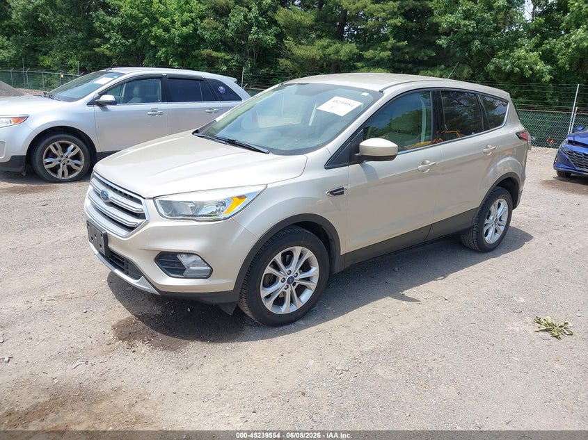 Vin: 1fmcu0gd0huc55581, lot: 45737345, ford escape se 20172