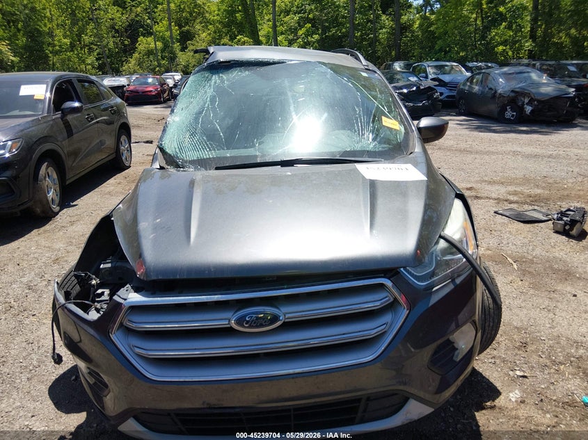 VIN 1FMCU0GD7HUD26551 2017 FORD ESCAPE SE