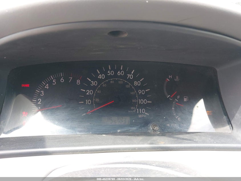 2005 Toyota Corolla Le VIN: JTDBR32E352061783 Lot: 45239769
