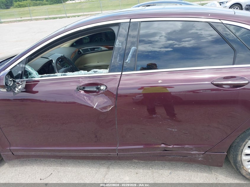2013 Lincoln Mkz VIN: 3LN6L2G94DR828040 Lot: 45239838