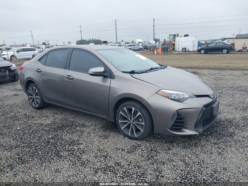 Vin: 2t1burhe7hc795812, lot: 45737632, toyota corolla se 20171