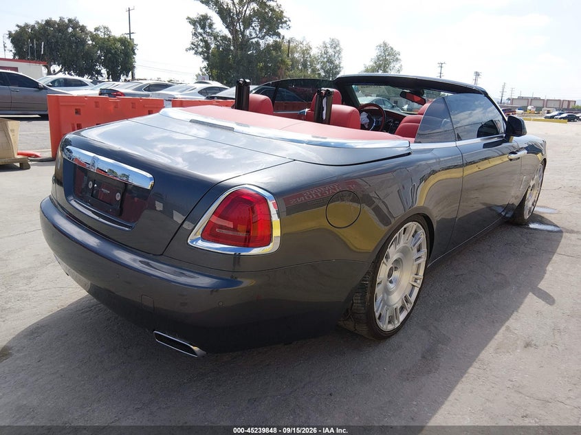 ROLLS-ROYCE DAWN 2019 VIN SCA666D51KU115887