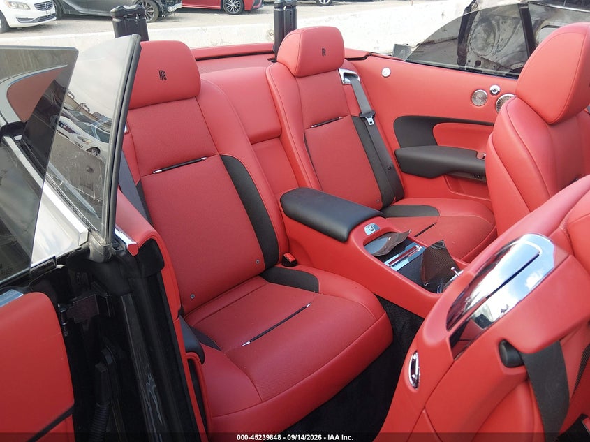 ROLLS-ROYCE DAWN 2019 VIN SCA666D51KU115887