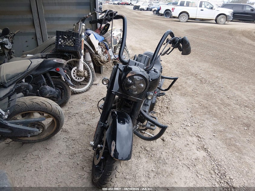 2024 HARLEY-DAVIDSON ROAD KING SPORT_BIKE 2