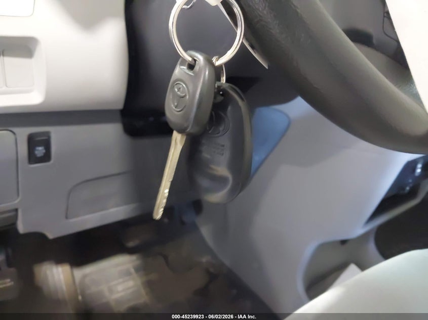 2015 Toyota Sienna Le 8 Passenger VIN: 5TDKK3DC4FS640209 Lot: 45239923