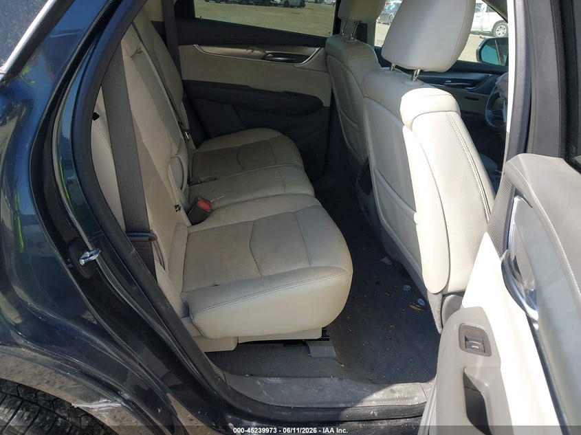 AtlanticExpress - Cadillac XT5