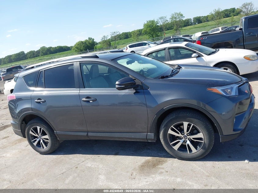2017 Toyota Rav4 Xle VIN: JTMRFREV8HD203429 Lot: 45240049