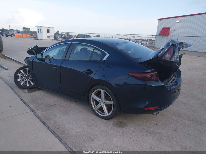 2021 MAZDA MAZDA3 auction photo 3