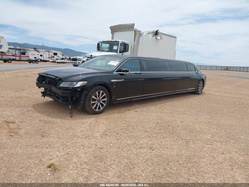 Vin: 1ln6l9uk3h5607022, lot: 45737950, lincoln continental livery 20172
