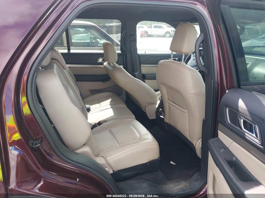 VIN 1FM5K7D8XKGA75805 2019 FORD EXPLORER XLT