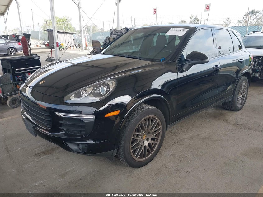 Vin: wp1aa2a27jka01096, lot: 45738266, porsche cayenne platinum edition 20182